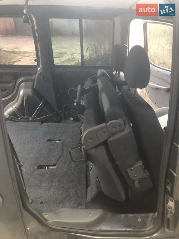 Минивэн Fiat Doblo 2007 в Чернигове