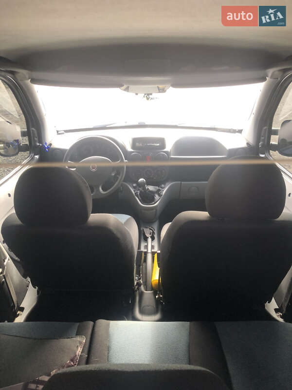 Минивэн Fiat Doblo 2007 в Чернигове