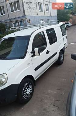 Вантажний фургон Fiat Doblo 2006 в Житомирі