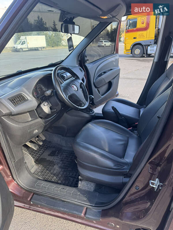 Мінівен Fiat Doblo 2011 в Кривому Розі