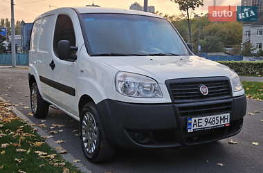 Вантажний фургон Fiat Doblo 2015 в Дніпрі