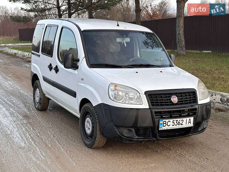 Минивэн Fiat Doblo 2015 в Львове фото 4 Минивэн Fiat Doblo 2015 в Львове