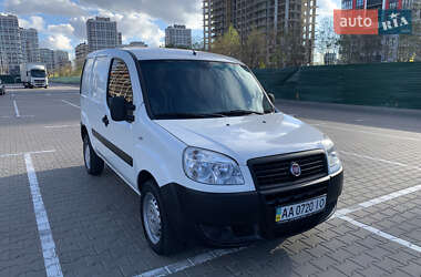 Вантажний фургон Fiat Doblo 2013 в Києві