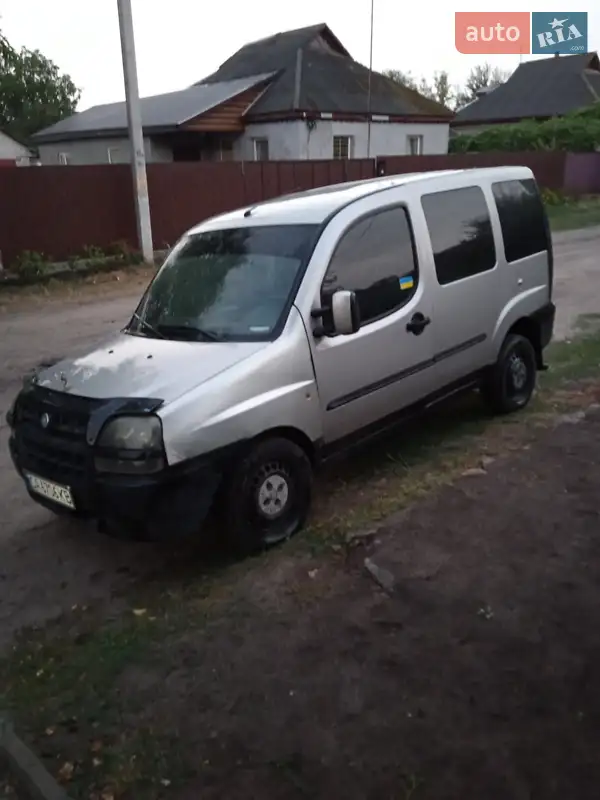 Минивэн Fiat Doblo 2001 в 