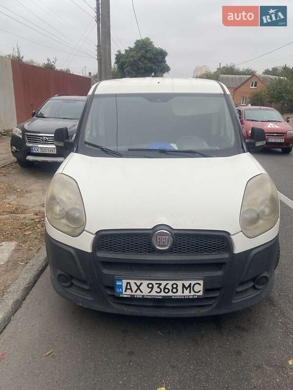 Грузовой фургон Fiat Doblo 2011 в 