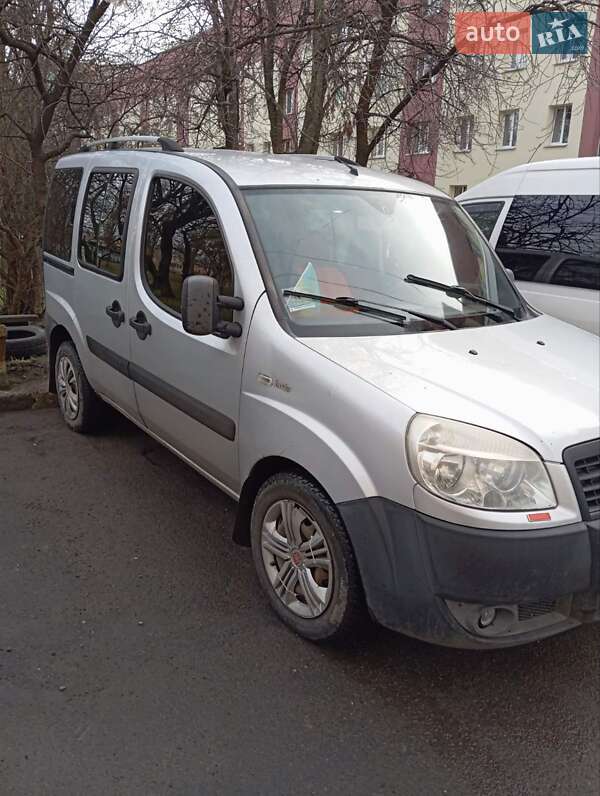 Мінівен Fiat Doblo 2008 в Рівному