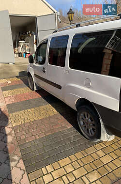 Минивэн Fiat Doblo 2009 в 