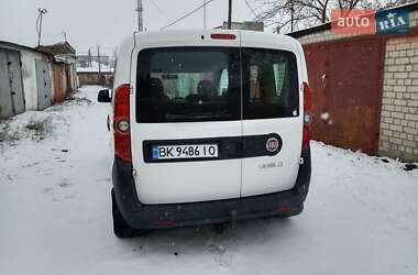 Мінівен Fiat Doblo 2011 в Сарнах