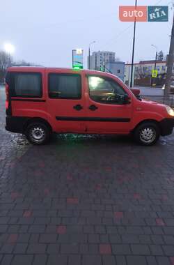Минивэн Fiat Doblo 2006 в 