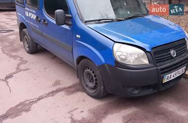 Минивэн Fiat Doblo 2008 в Киеве