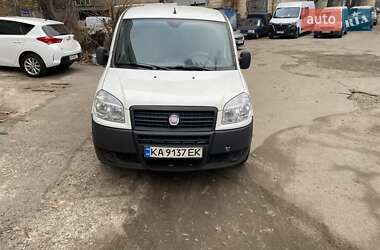 Вантажний фургон Fiat Doblo 2011 в Києві