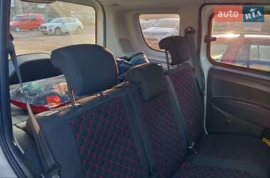 Минивэн Fiat Doblo 2010 в 