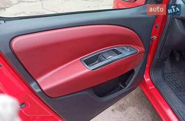 Минивэн Fiat Doblo 2010 в 