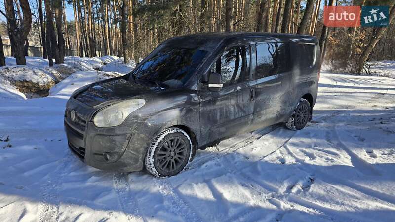 Fiat Doblo 2012