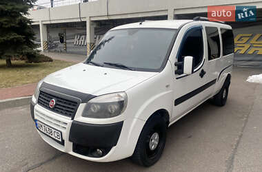 Минивэн Fiat Doblo 2008 в Киеве