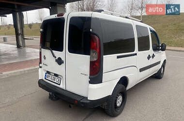 Минивэн Fiat Doblo 2008 в Киеве