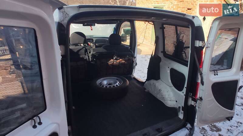 Минивэн Fiat Doblo 2008 в Виннице