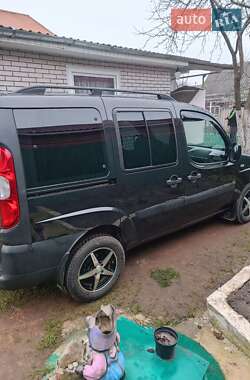 Минивэн Fiat Doblo 2010 в 