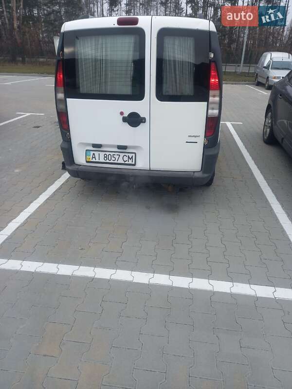 Минивэн Fiat Doblo 2005 в 