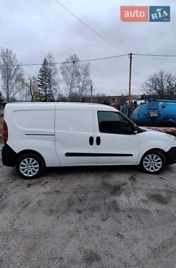 Вантажний фургон Fiat Doblo 2011 в 