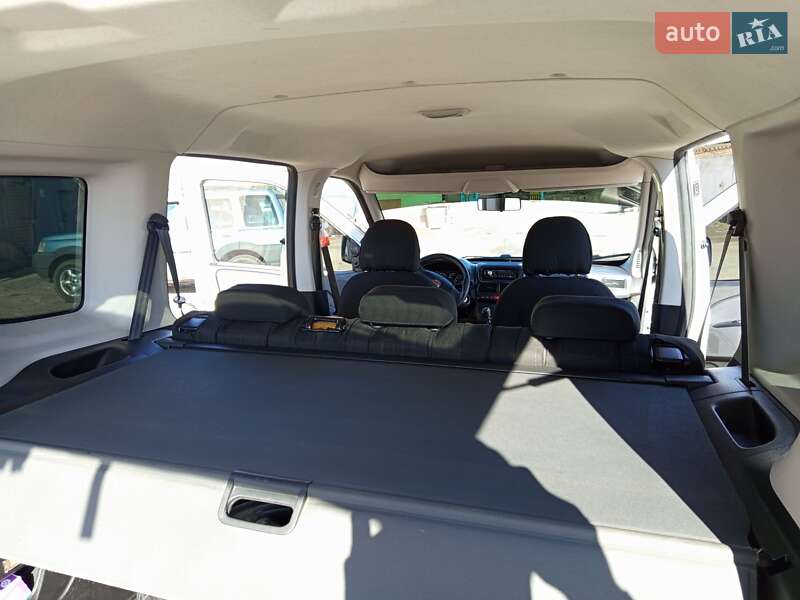Минивэн Fiat Doblo 2012 в Сумах фото 10 Минивэн Fiat Doblo 2012 в Сумах