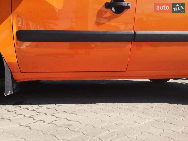 Минивэн Fiat Doblo 2007 в Луцке