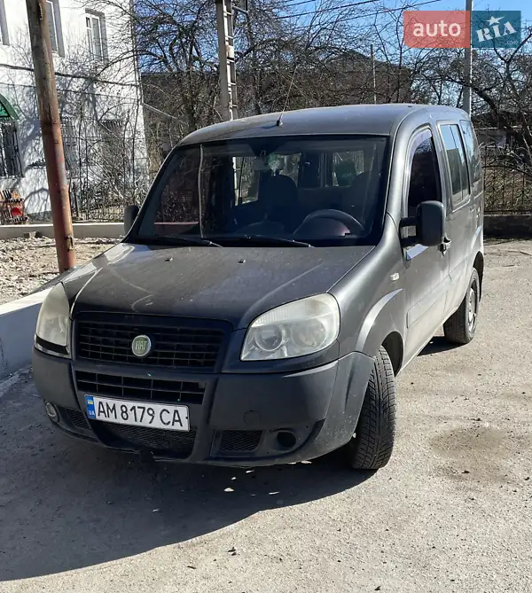 Fiat Doblo 2012