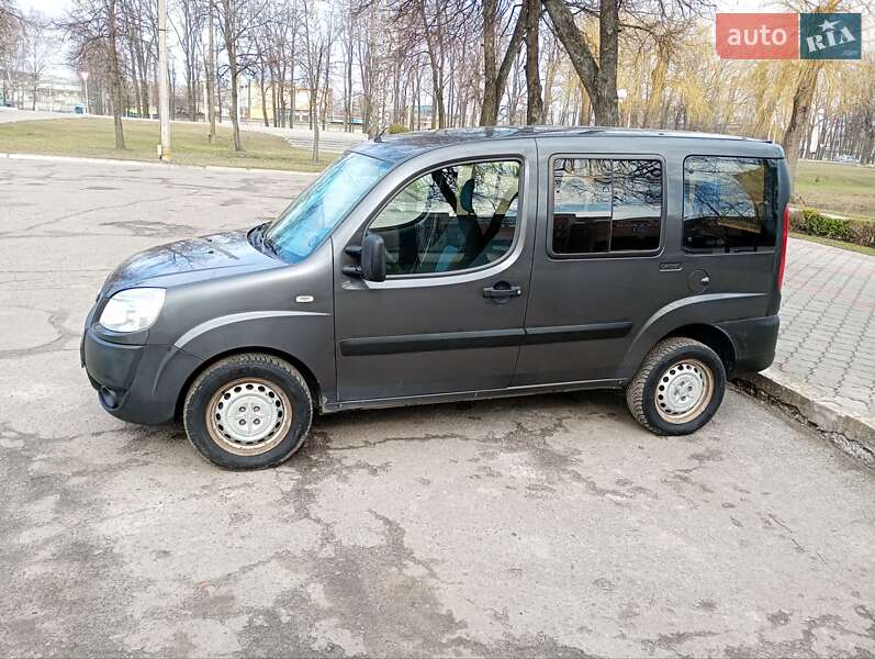 Минивэн Fiat Doblo 2012 в Харькове