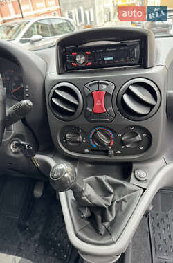 Грузовой фургон Fiat Doblo 2011 в 