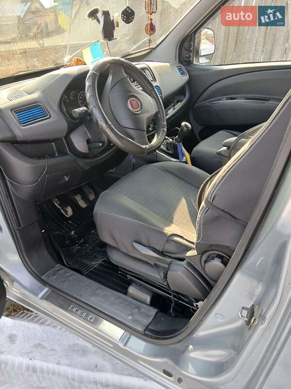 Минивэн Fiat Doblo 2010 в Олевске