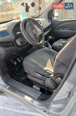 Минивэн Fiat Doblo 2010 в 