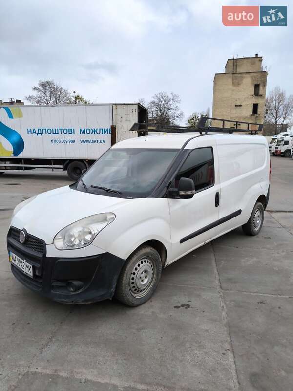Fiat Doblo 2012