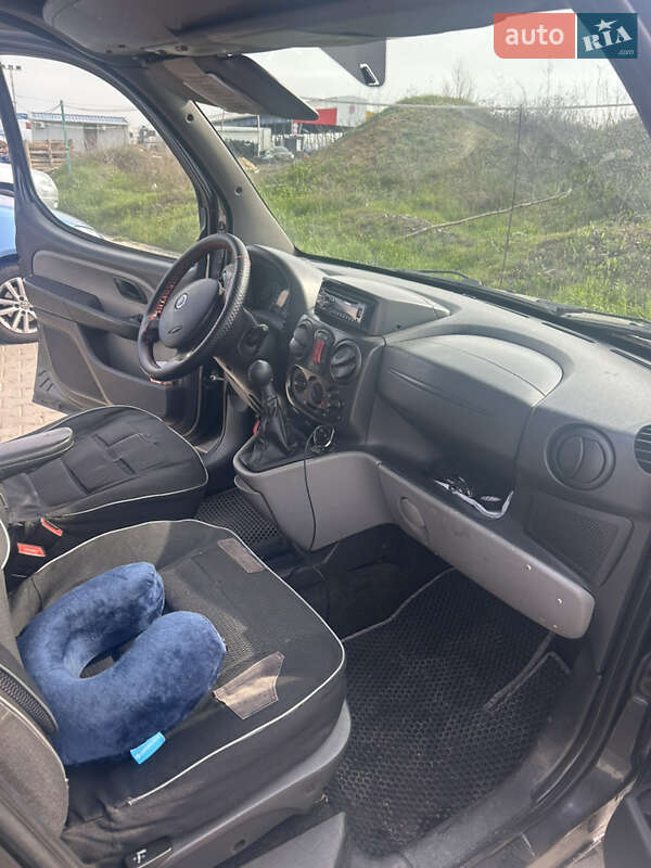 Минивэн Fiat Doblo 2006 в Одессе