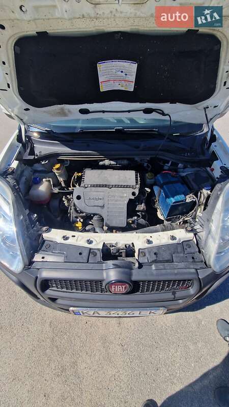 Грузовой фургон Fiat Doblo 2010 в Запорожье