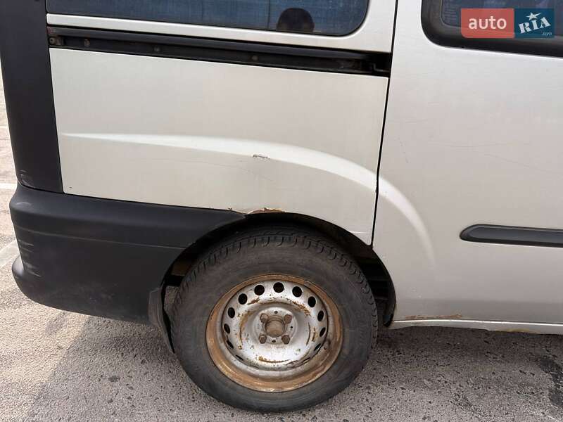 Минивэн Fiat Doblo 2003 в Ровно