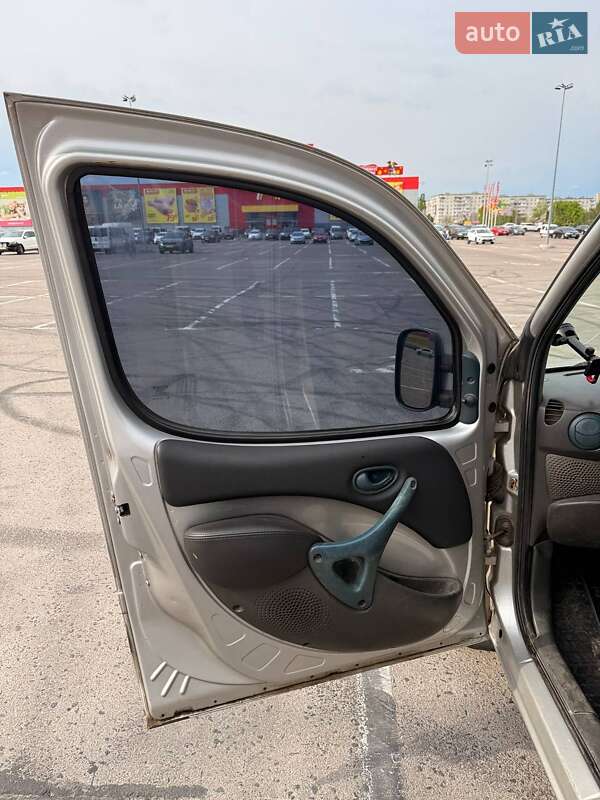 Минивэн Fiat Doblo 2003 в Ровно
