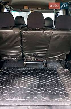 Минивэн Fiat Doblo 2008 в 