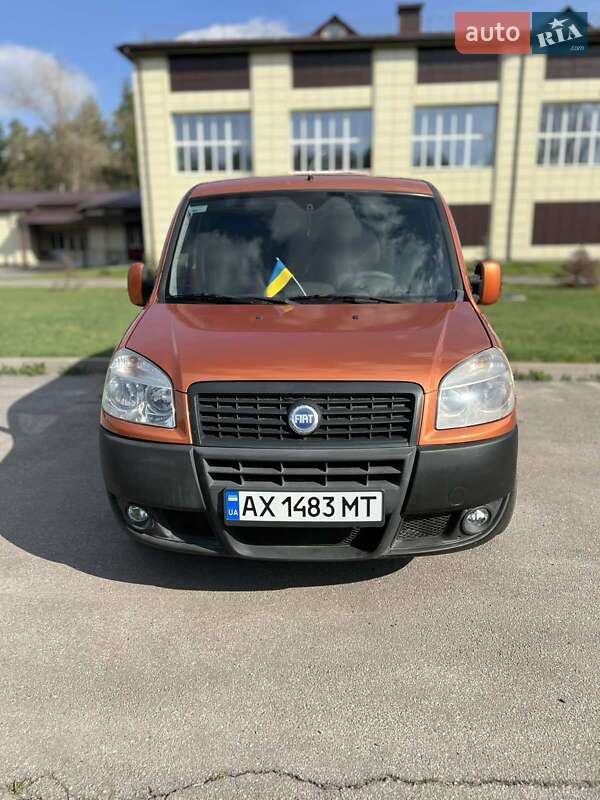 Вантажний фургон Fiat Doblo 2006 в 