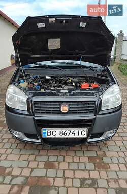 Мінівен Fiat Doblo 2008 в 