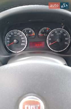 Минивэн Fiat Doblo 2009 в 