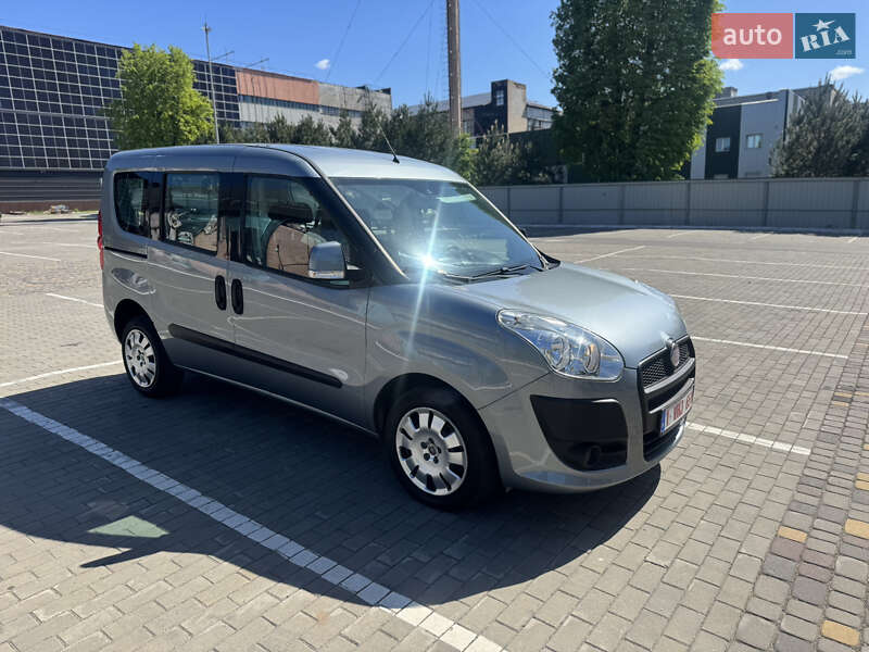 Мінівен Fiat Doblo 2014 в Луцьку