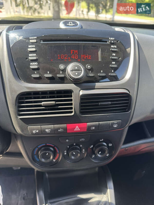 Мінівен Fiat Doblo 2014 в Луцьку