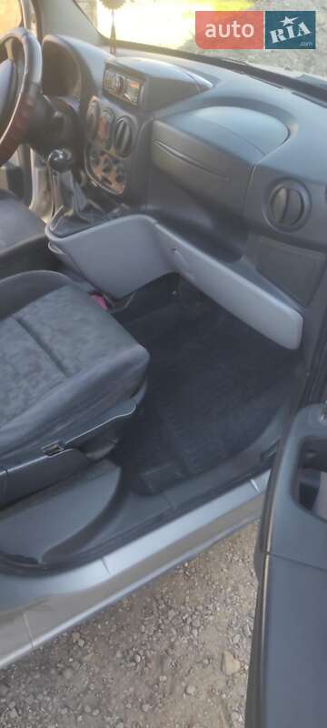 Минивэн Fiat Doblo 2005 в Рудки