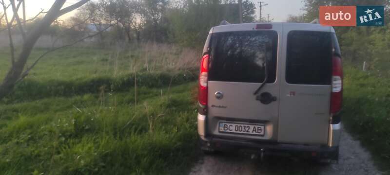 Минивэн Fiat Doblo 2005 в Рудки