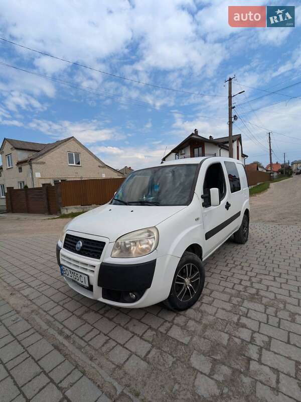 Минивэн Fiat Doblo 2007 в Львове