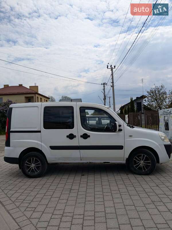 Минивэн Fiat Doblo 2007 в Львове
