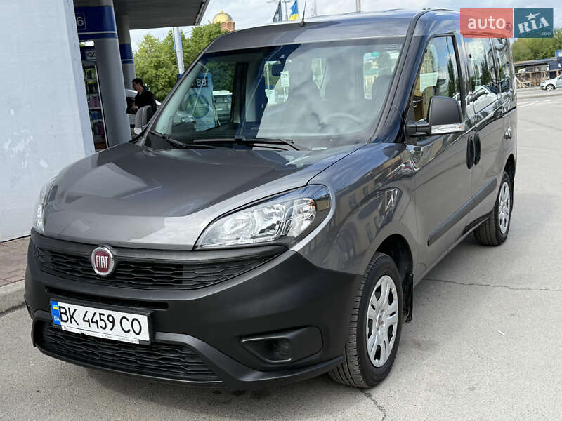 Мінівен Fiat Doblo 2019 в 