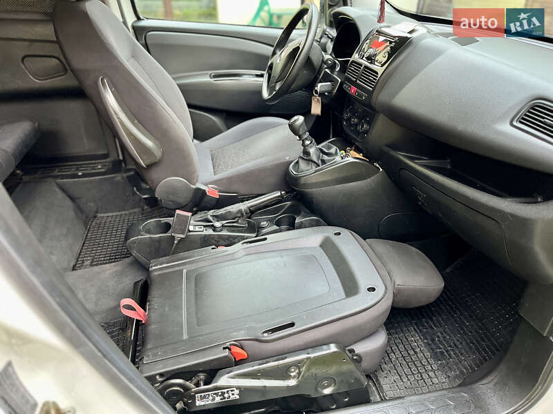Минивэн Fiat Doblo 2013 в Луцке