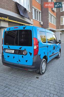 Грузопассажирский фургон Fiat Doblo 2010 в 