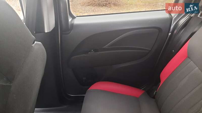 Минивэн Fiat Doblo 2015 в Здолбунове фото 26 Минивэн Fiat Doblo 2015 в Здолбунове